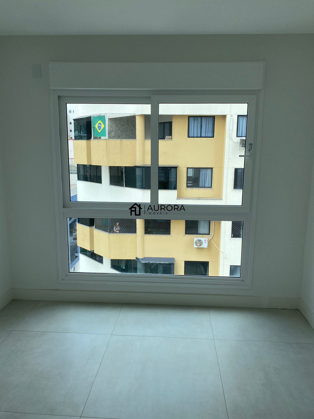 Apartamento à venda com 3 quartos, 137m² - Foto 15