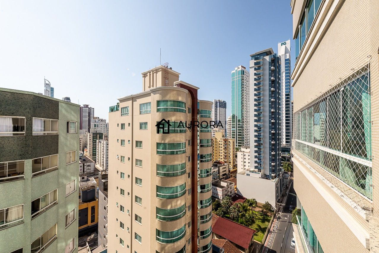 Apartamento, 3 quartos, 130 m² - Foto 3