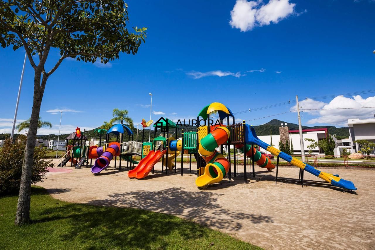 Casa de Condomínio à venda com 4 quartos, 220m² - Foto 41