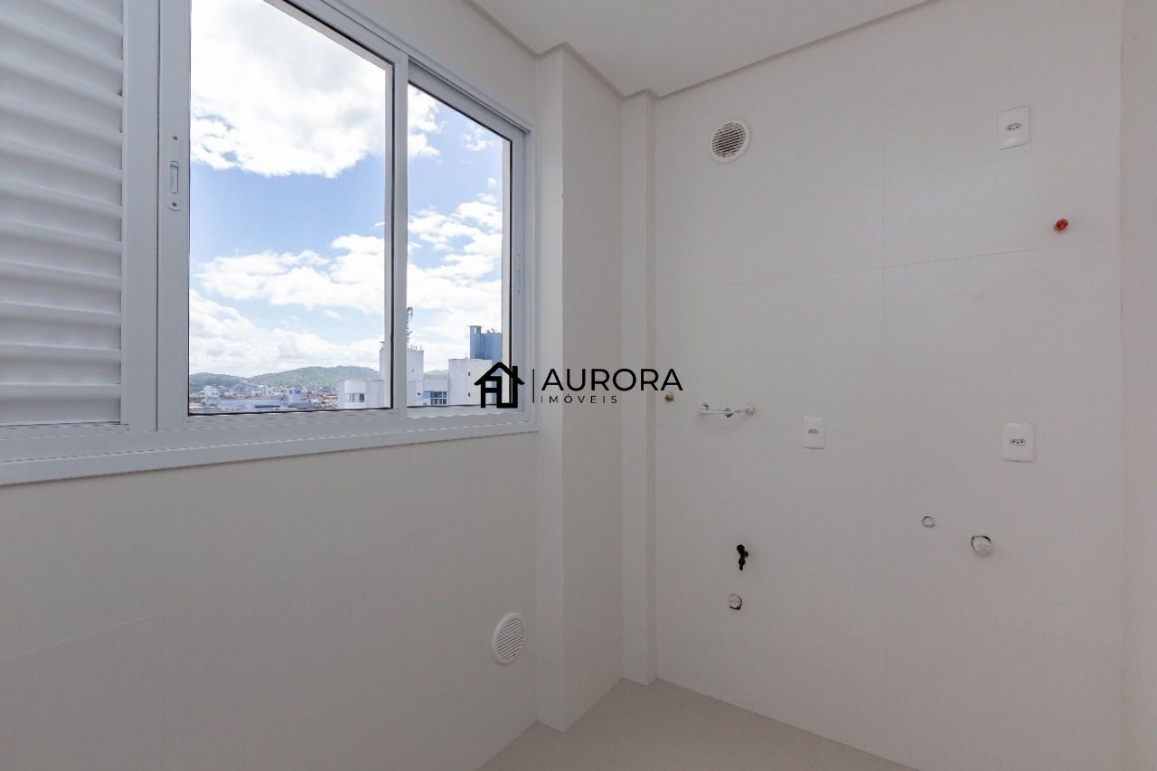 Apartamento à venda com 4 quartos, 150m² - Foto 35