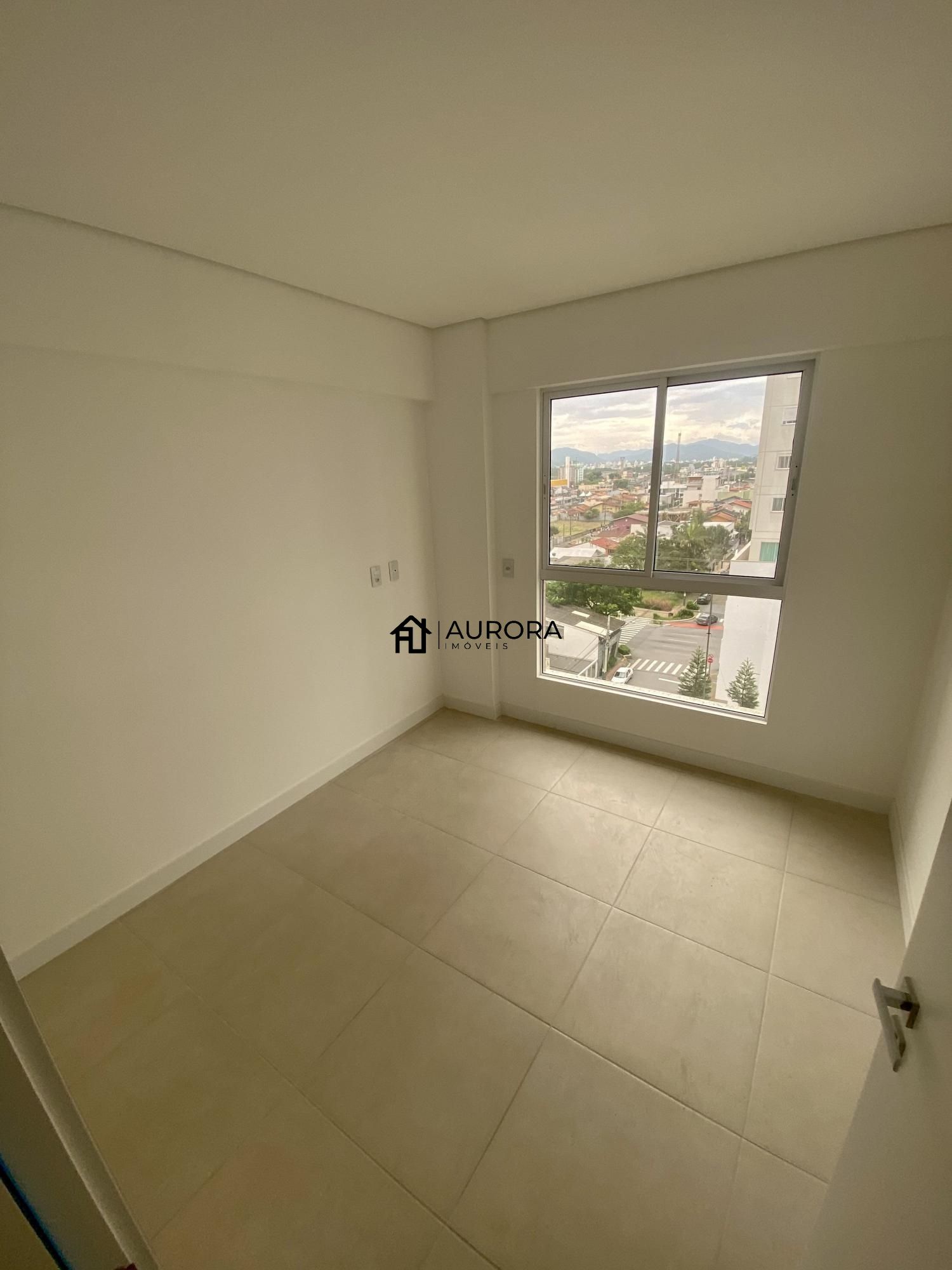 Apartamento à venda com 3 quartos, 97m² - Foto 7