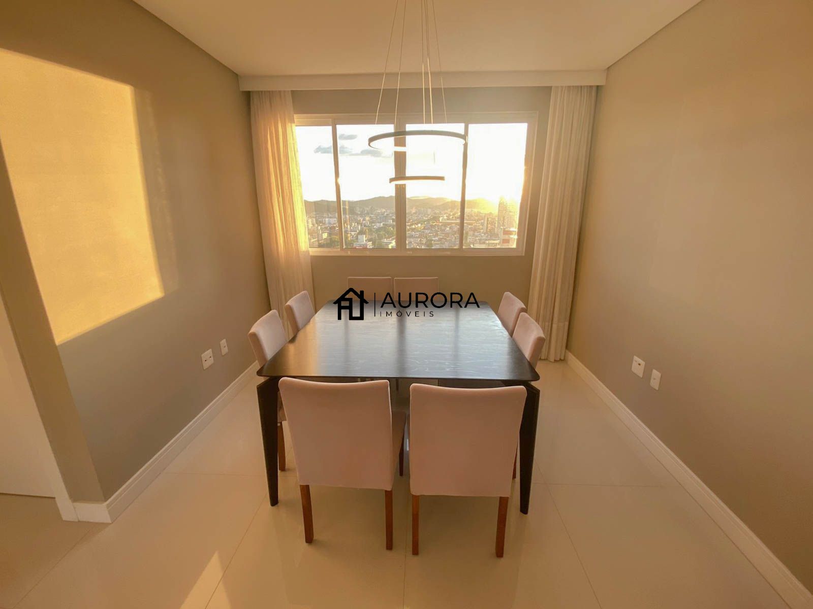 Apartamento à venda com 3 quartos, 134m² - Foto 10