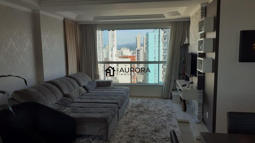 Apartamento à venda com 3 quartos, 118m² - Foto 5