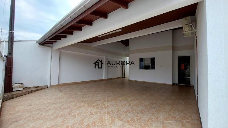 Casa à venda com 4 quartos, 280m² - Foto 3