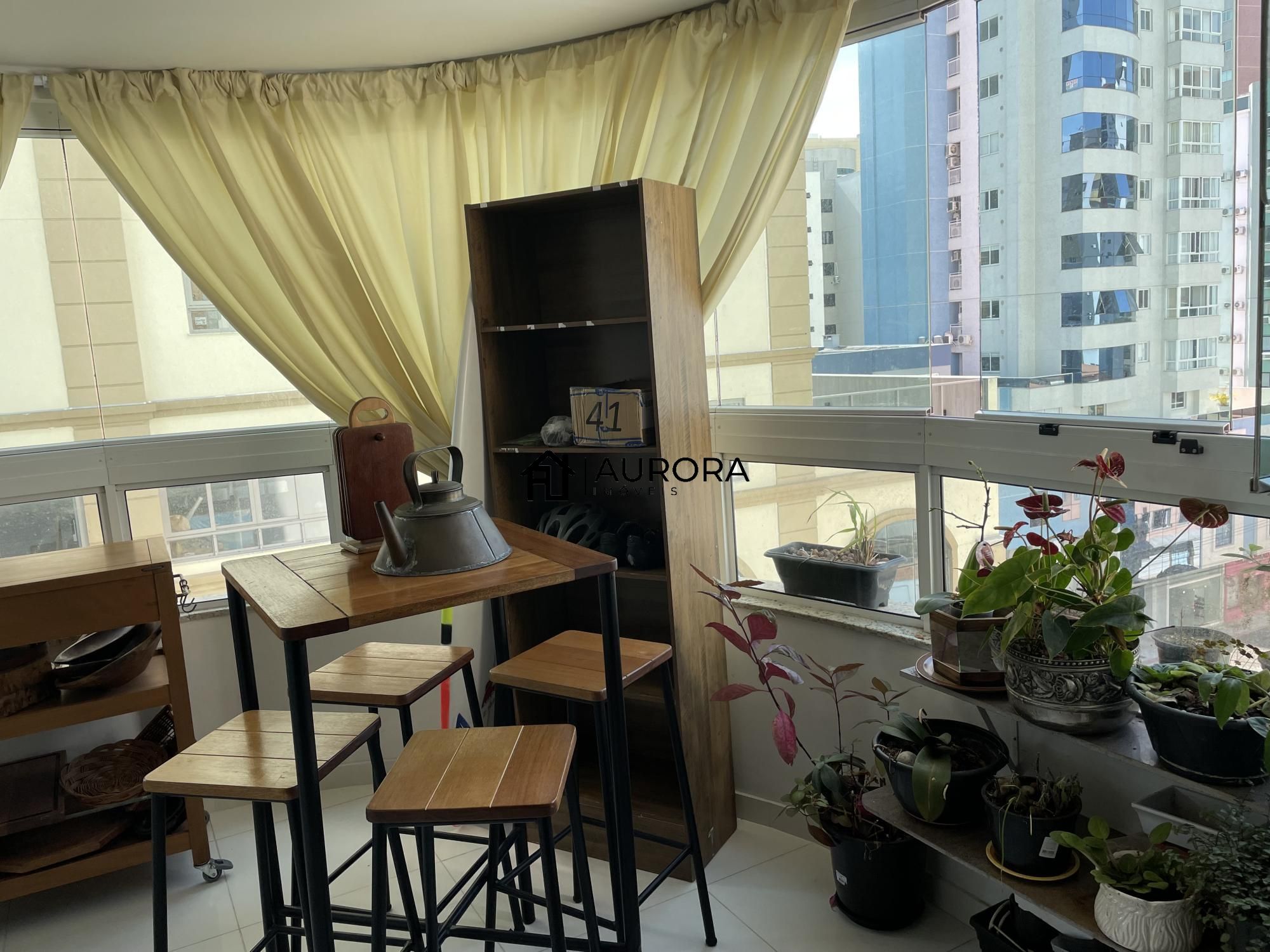 Apartamento à venda com 3 quartos, 91m² - Foto 3