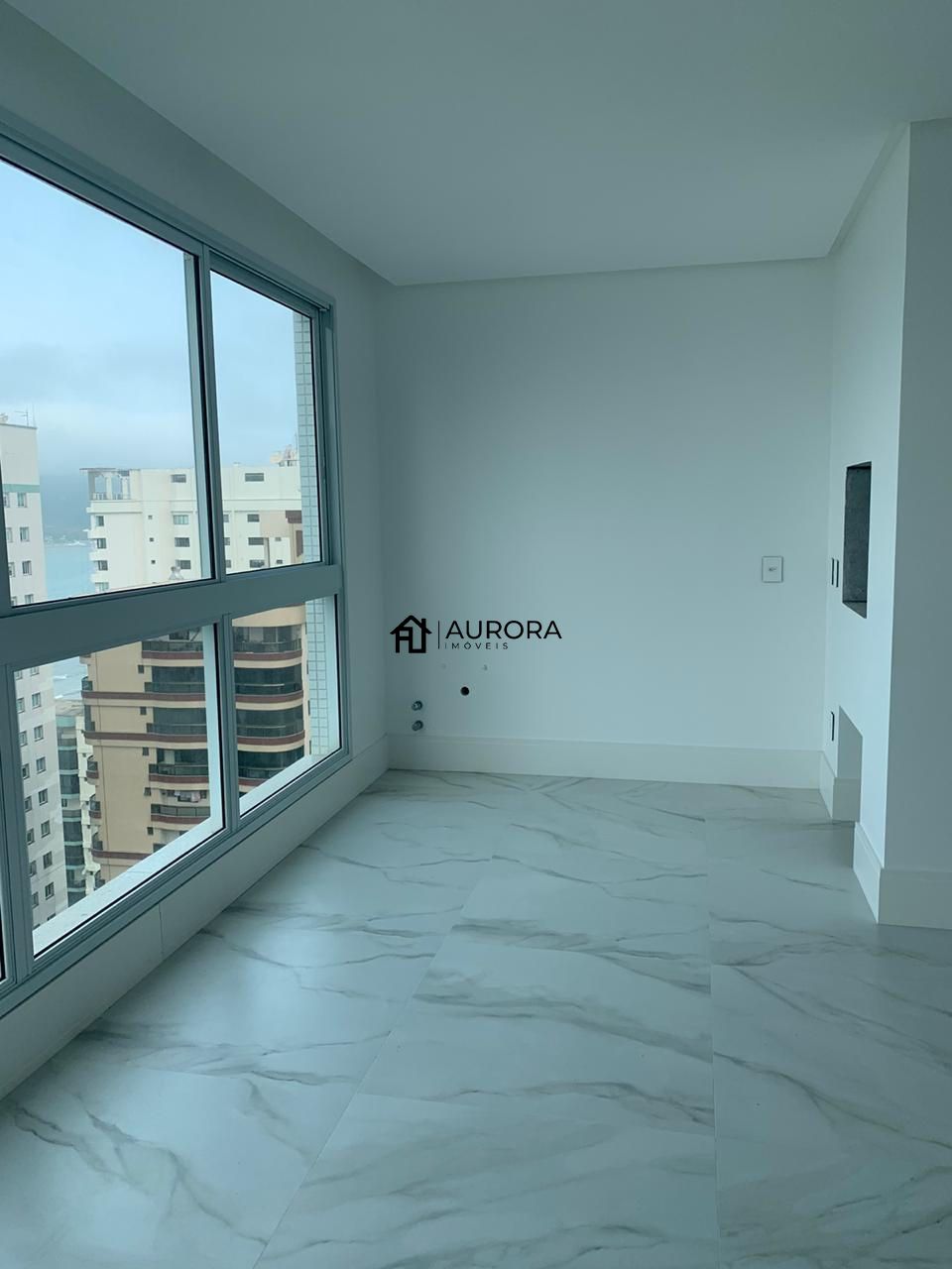 Apartamento à venda com 3 quartos, 151m² - Foto 13