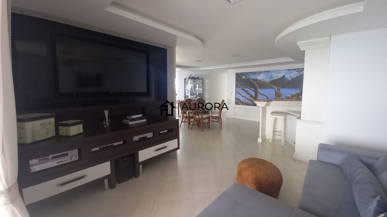 Apartamento à venda com 3 quartos, 194m² - Foto 15