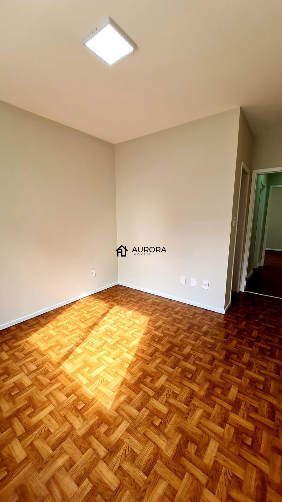 Apartamento à venda com 2 quartos, 108m² - Foto 4