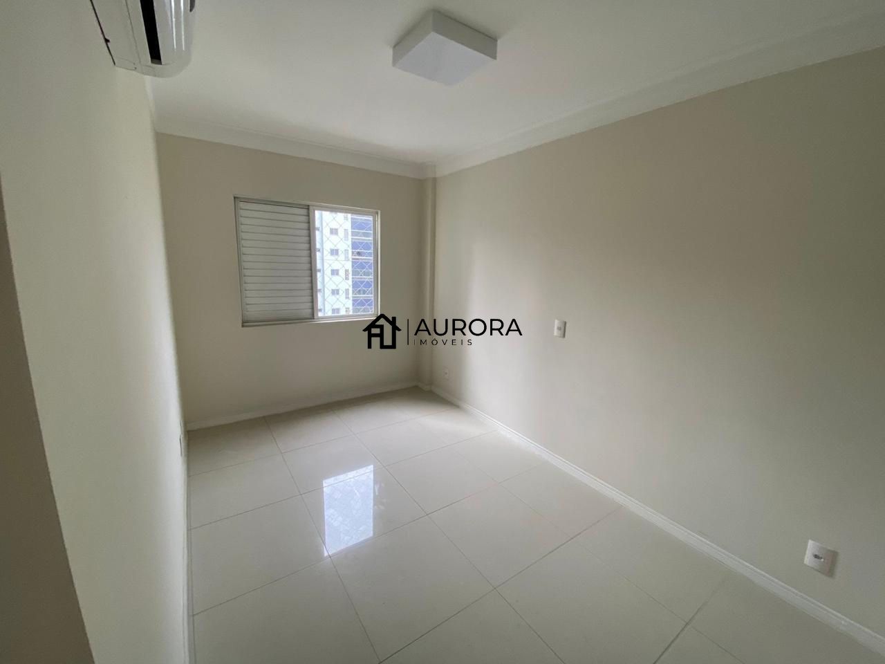 Cobertura à venda com 4 quartos, 200m² - Foto 12