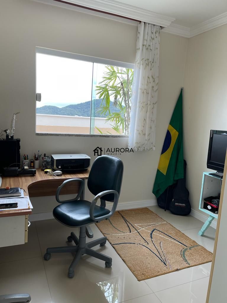 Casa à venda com 4 quartos, 350m² - Foto 8