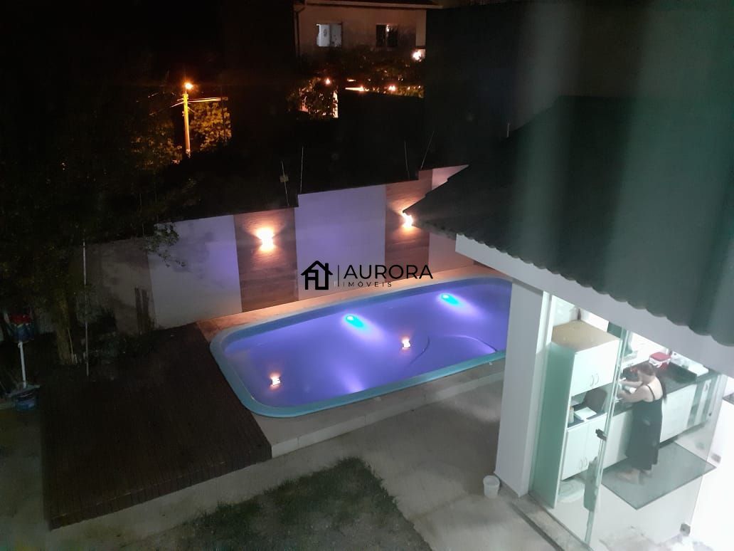 Casa à venda com 4 quartos, 350m² - Foto 6