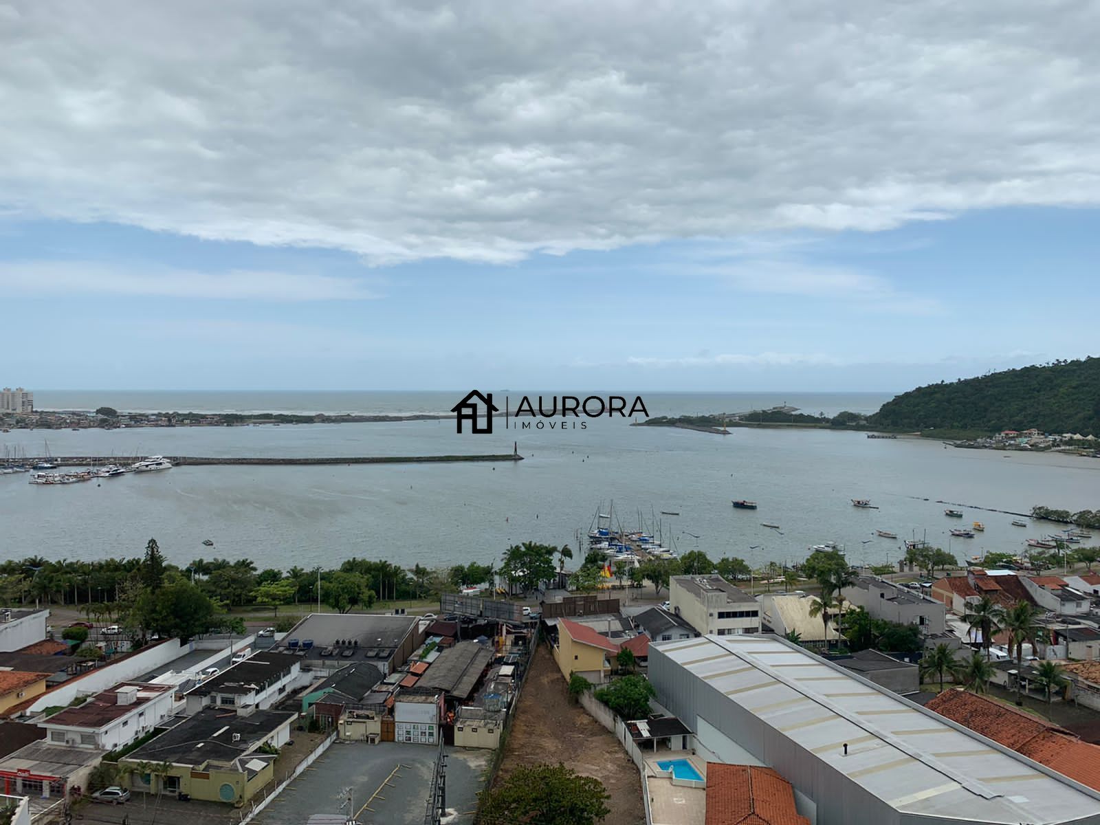 Apartamento à venda com 3 quartos, 240m² - Foto 15