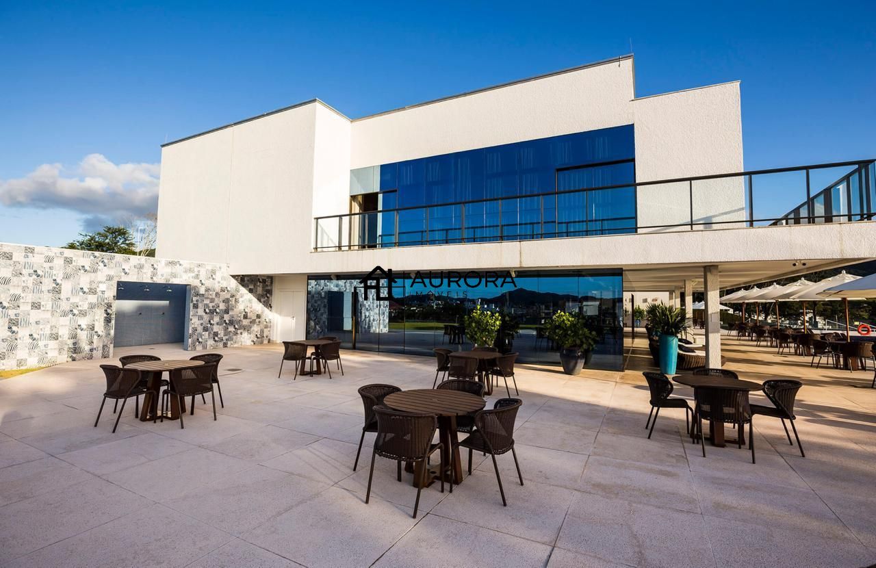 Casa de Condomínio à venda com 4 quartos, 220m² - Foto 32