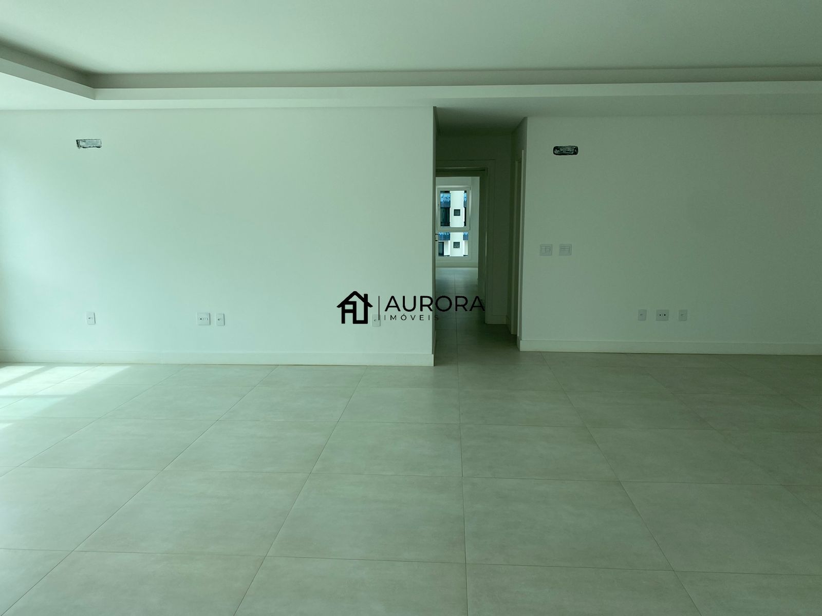 Apartamento à venda com 3 quartos, 137m² - Foto 7