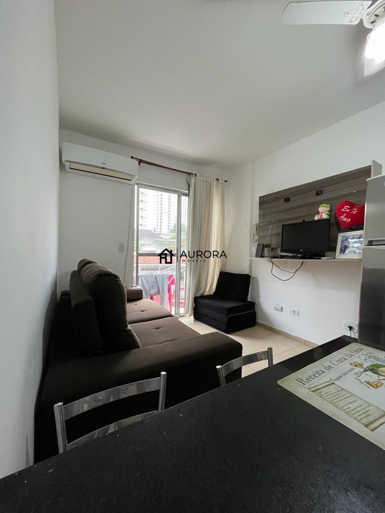 Apartamento à venda com 1 quarto, 35m² - Foto 2