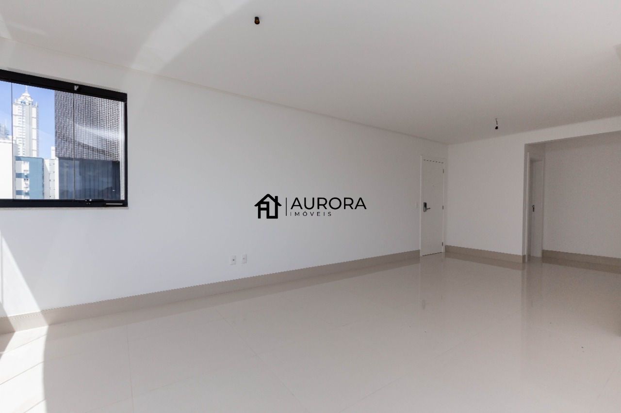 Apartamento à venda com 4 quartos, 150m² - Foto 30