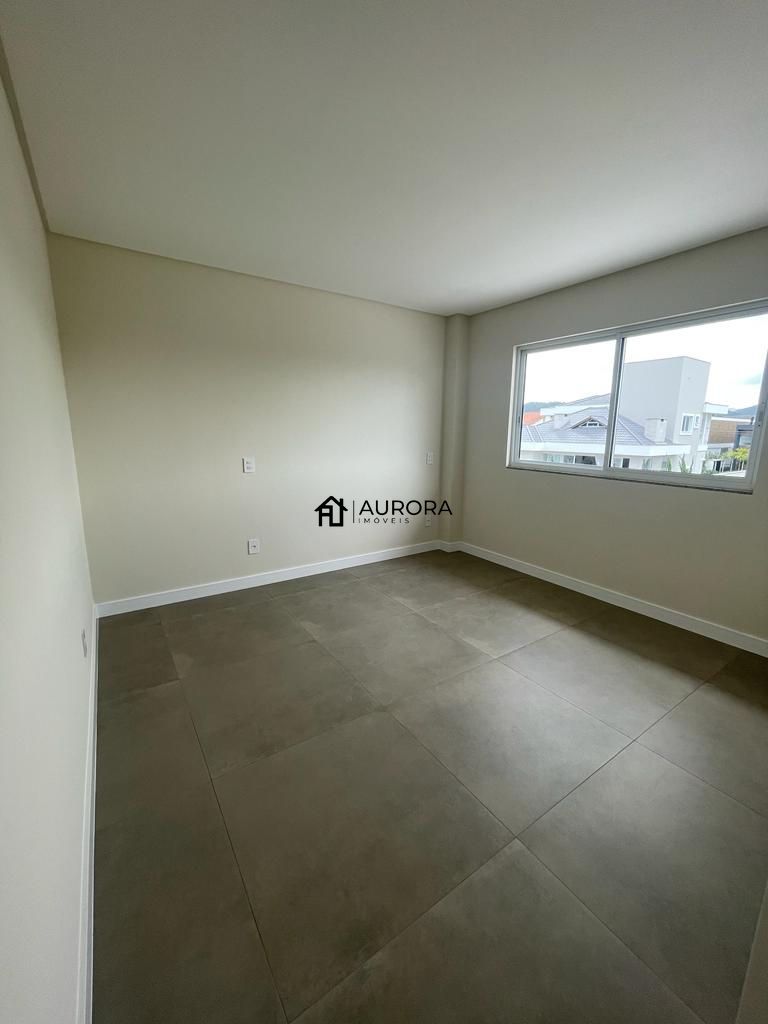 Casa à venda com 3 quartos, 224m² - Foto 12