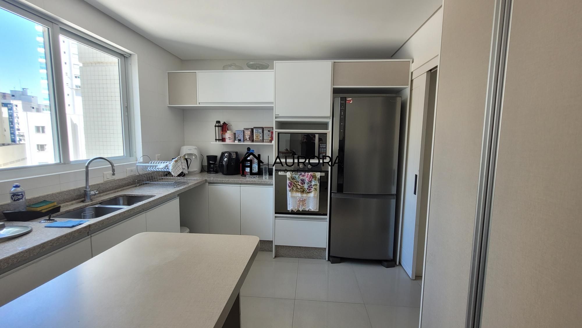 Apartamento à venda e aluguel com 4 quartos, 145m² - Foto 14