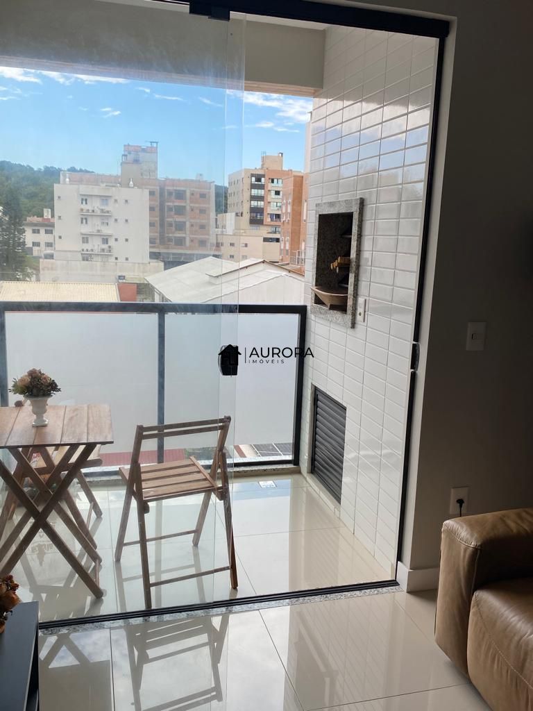 Apartamento à venda com 2 quartos, 100m² - Foto 5