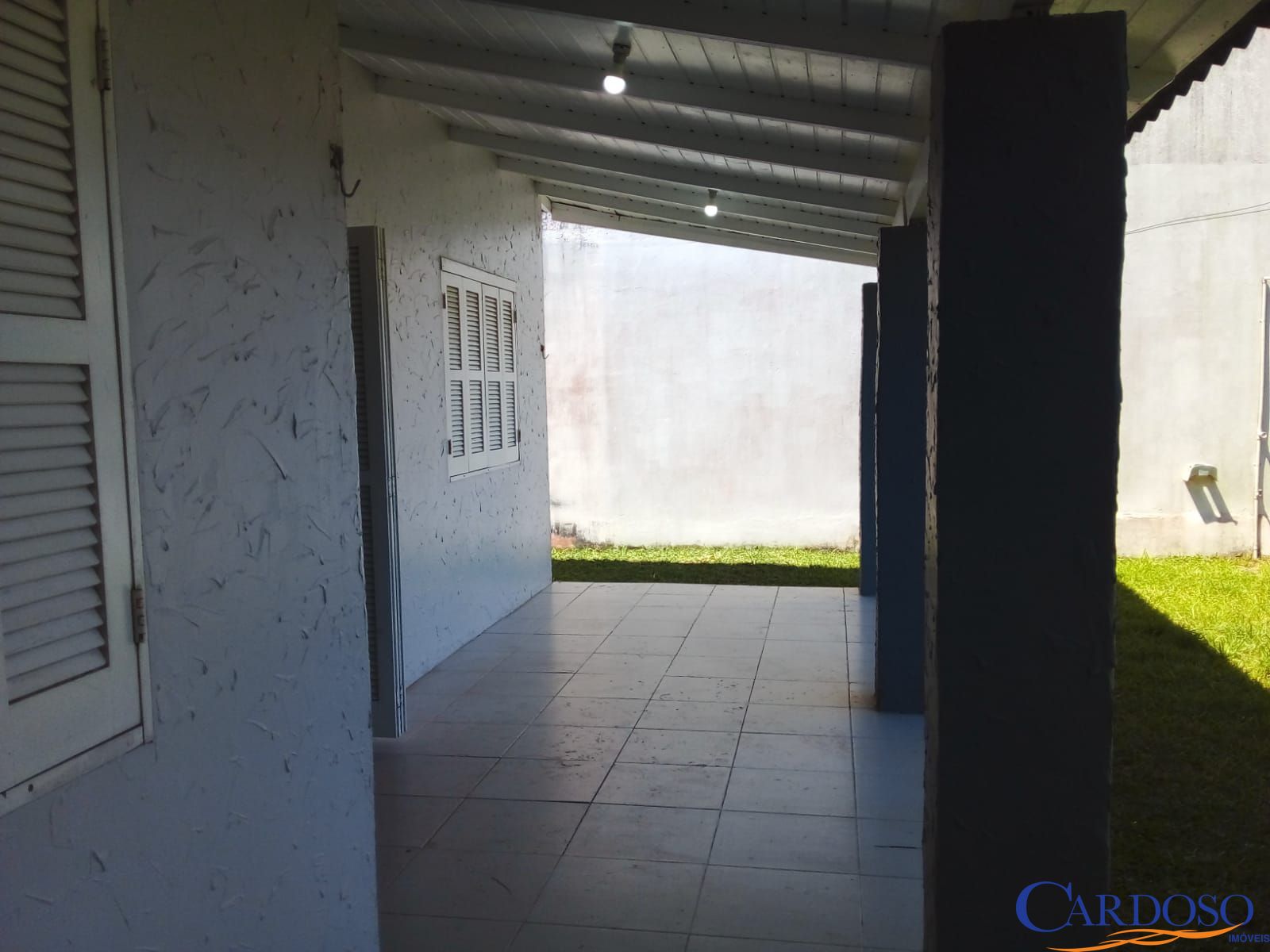 Casa à venda com 4 quartos, 80m² - Foto 15