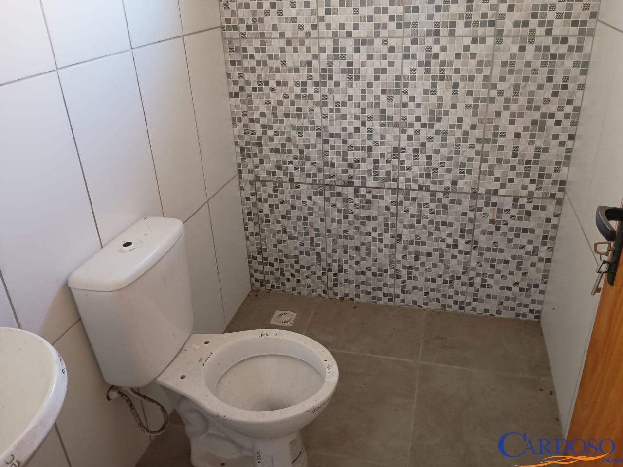 Casa à venda com 3 quartos, 66m² - Foto 12