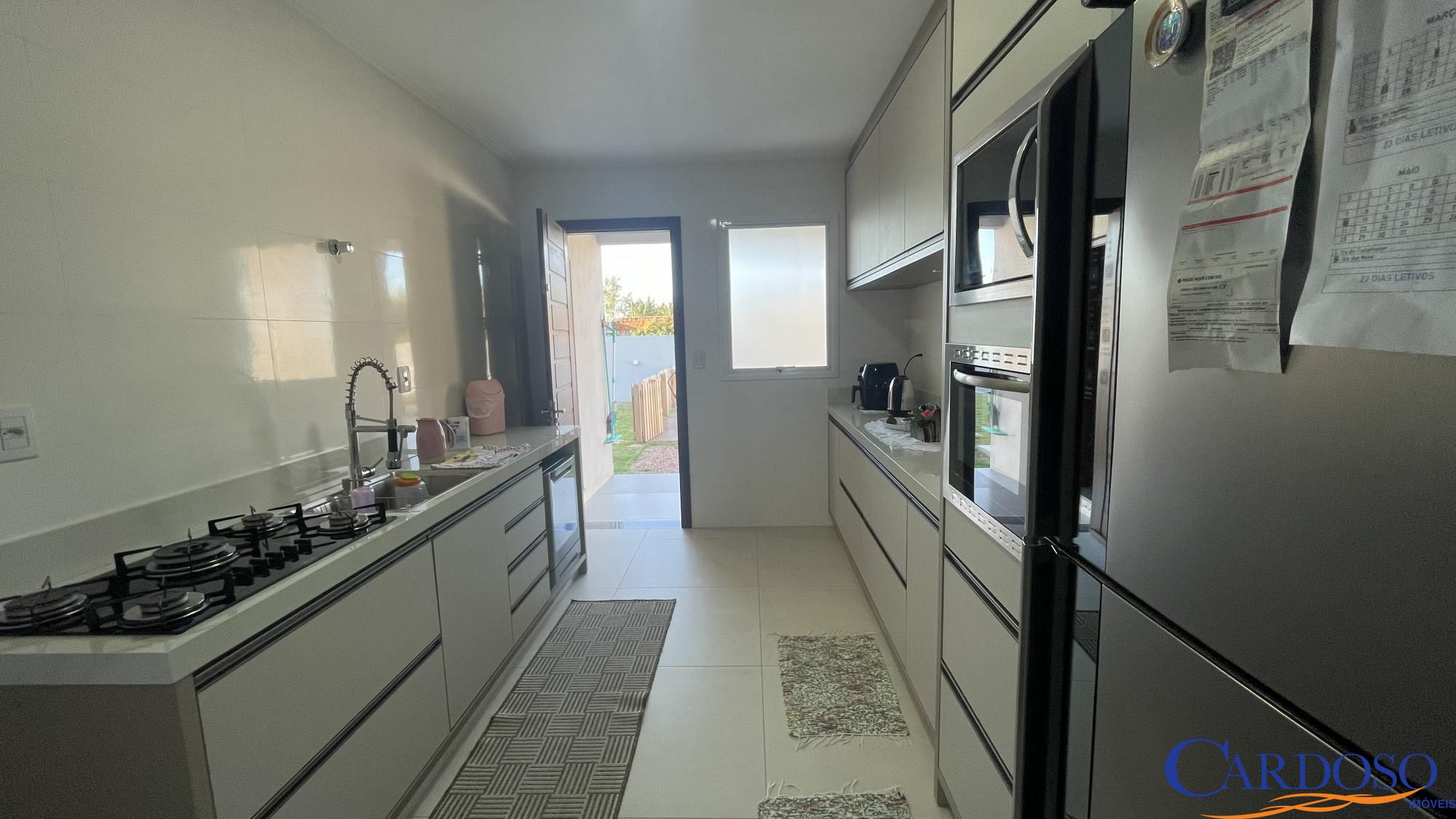 Casa à venda com 4 quartos, 230m² - Foto 10