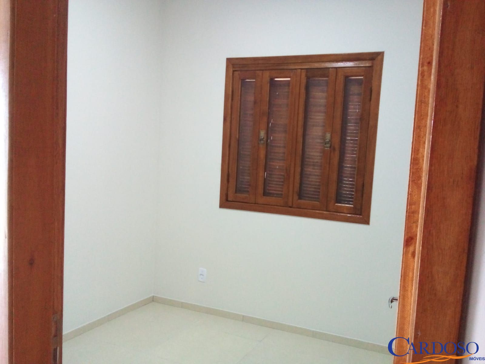 Casa à venda com 3 quartos, 93m² - Foto 12