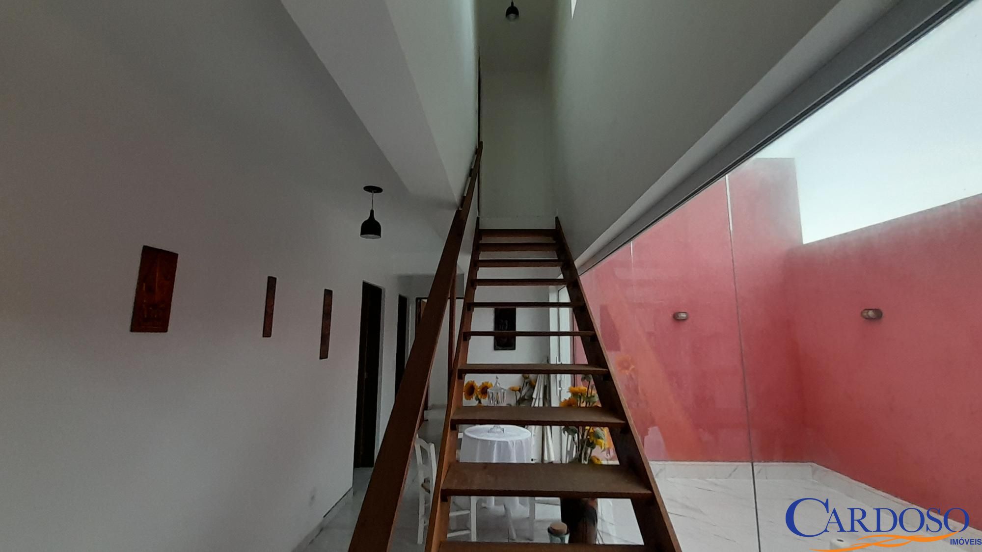 Casa à venda com 4 quartos, 210m² - Foto 18