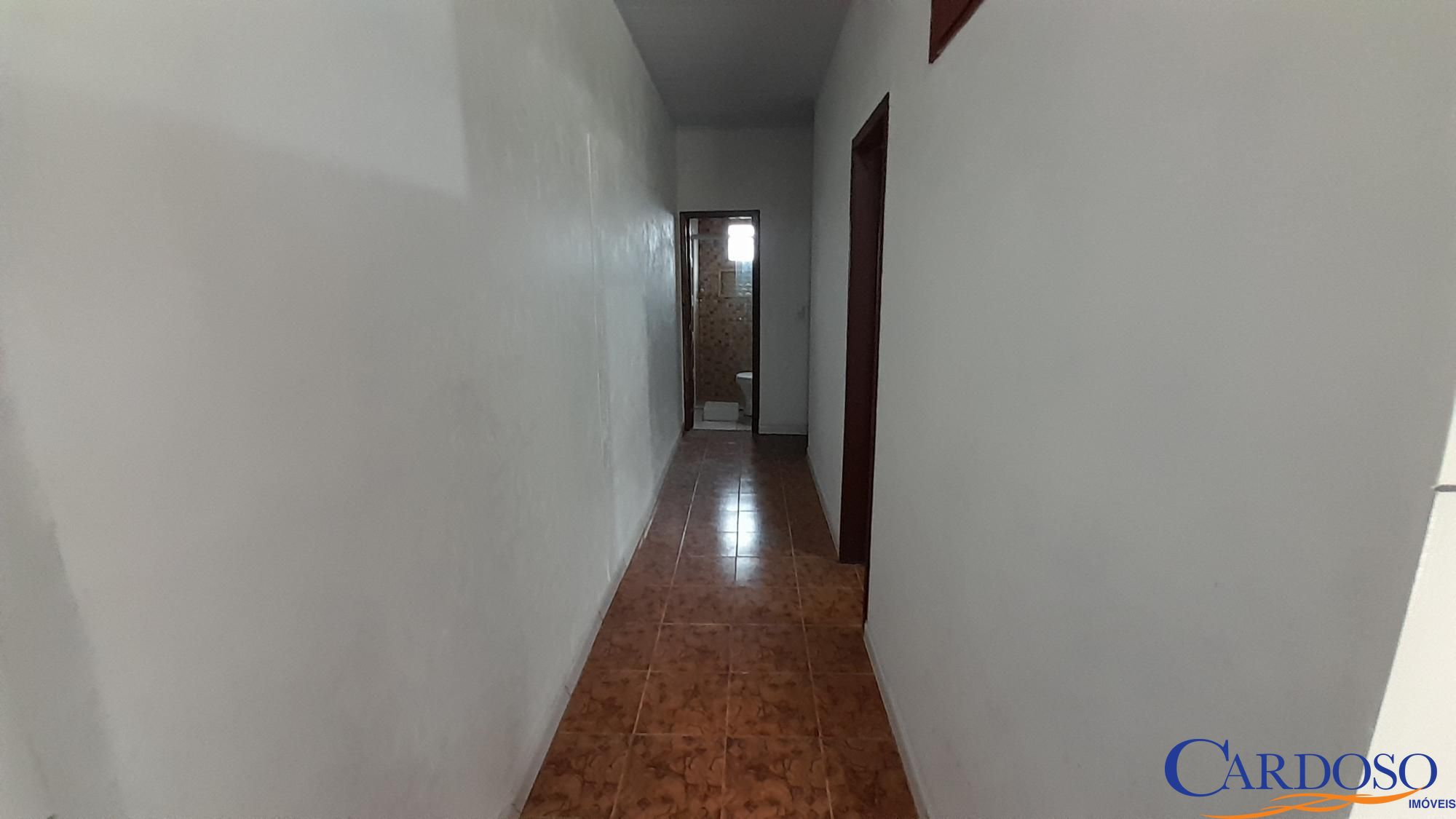 Casa à venda com 4 quartos, 90m² - Foto 15