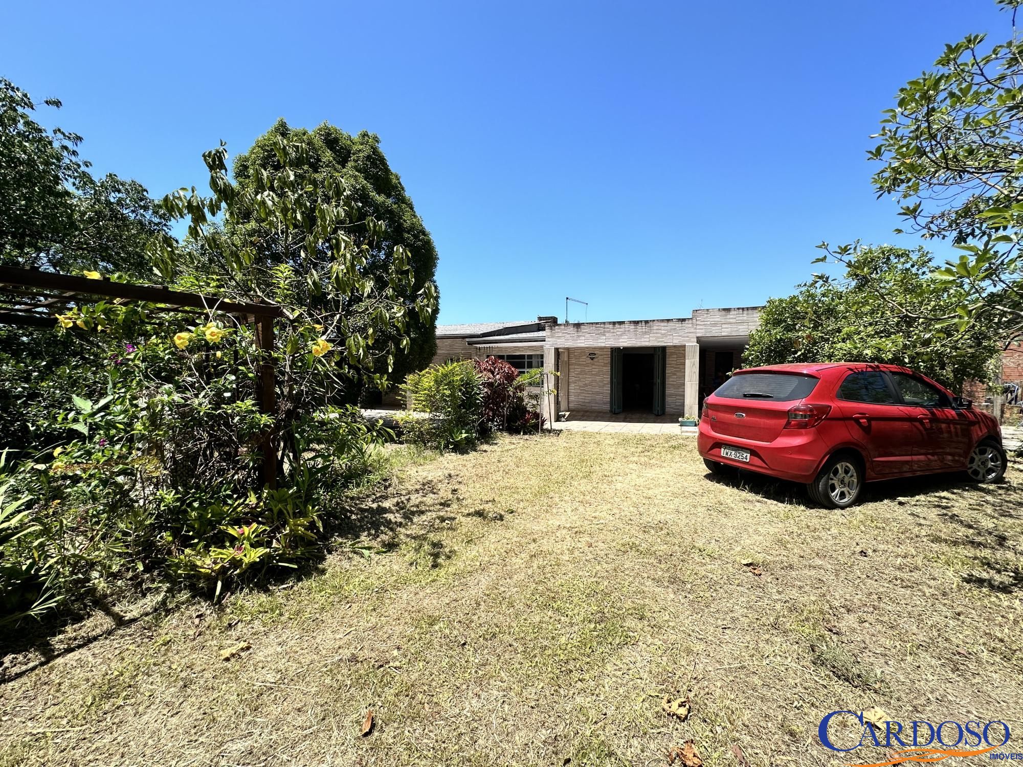 Casa à venda com 3 quartos, 120m² - Foto 2