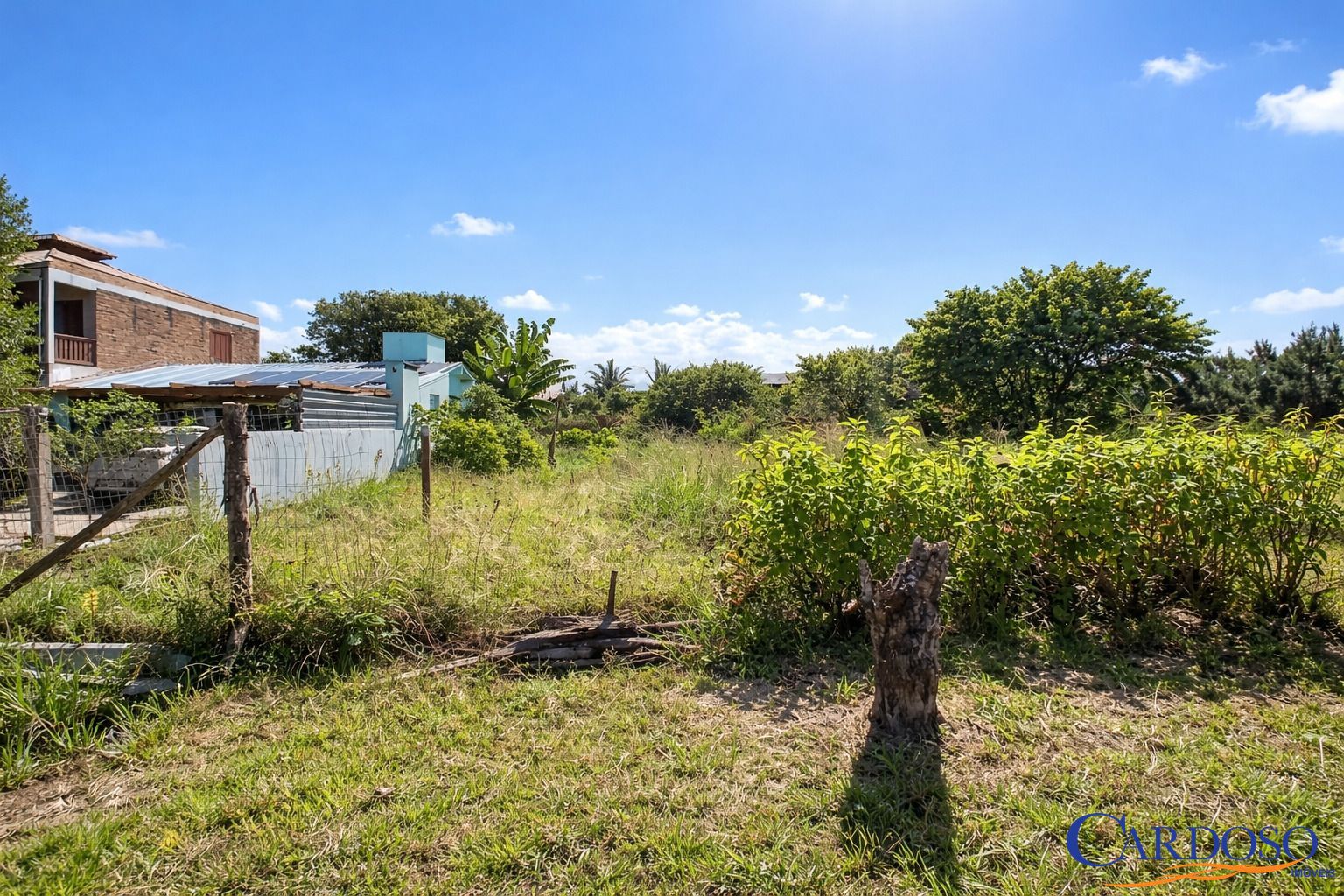 Terreno, 302 m² - Foto 1