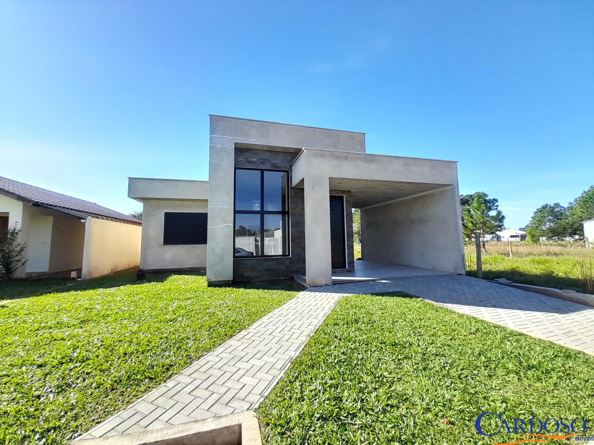 Casa à venda com 2 quartos, 117m² - Foto 2