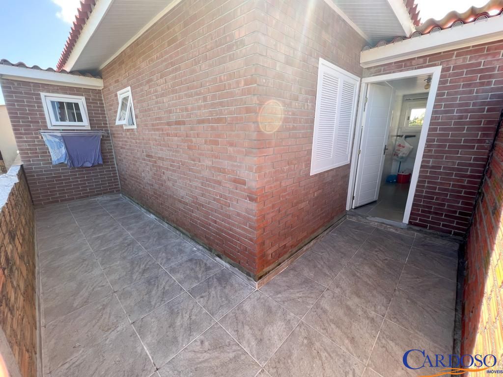 Casa à venda com 2 quartos, 90m² - Foto 5