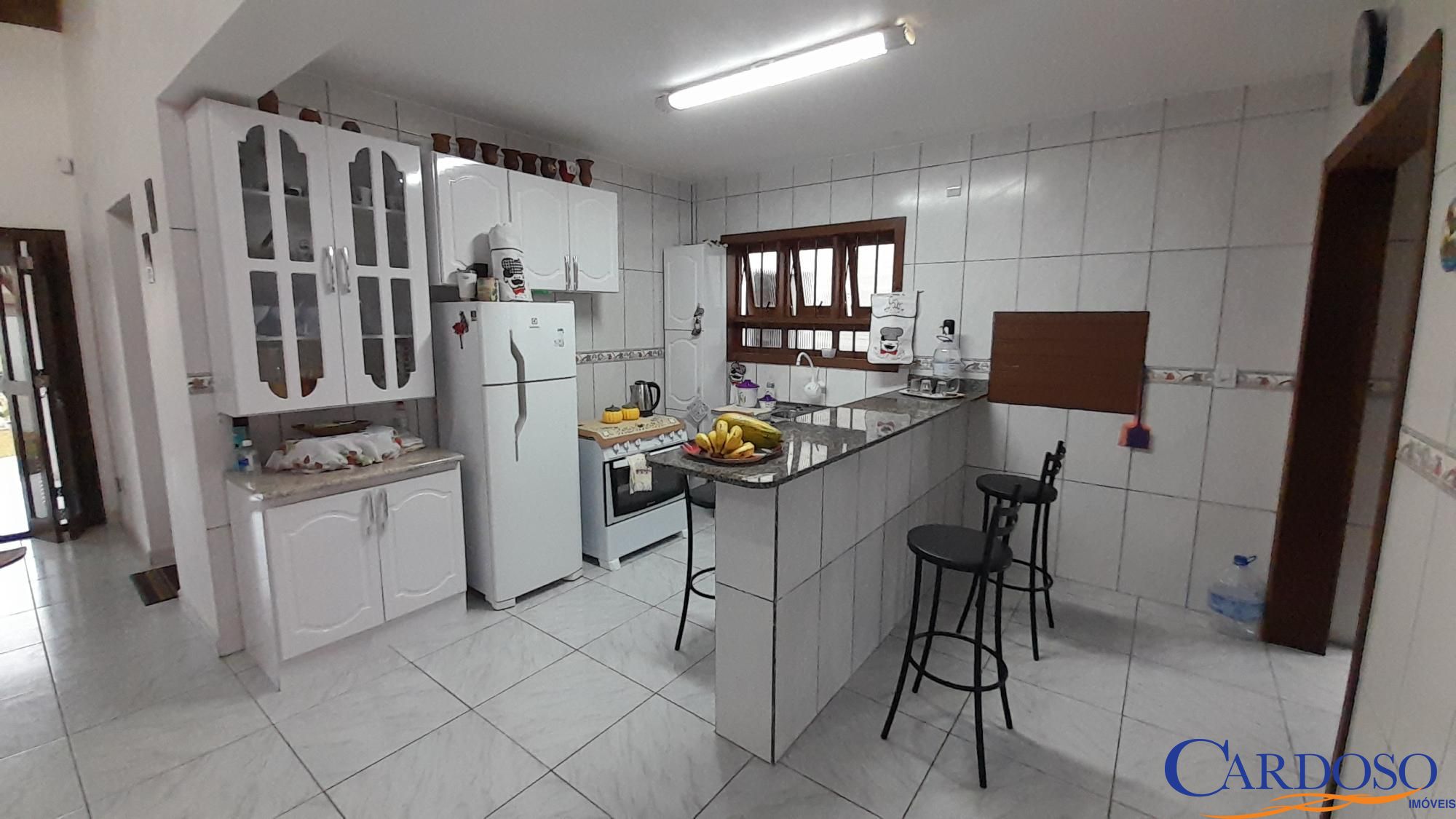 Casa à venda com 4 quartos, 210m² - Foto 6