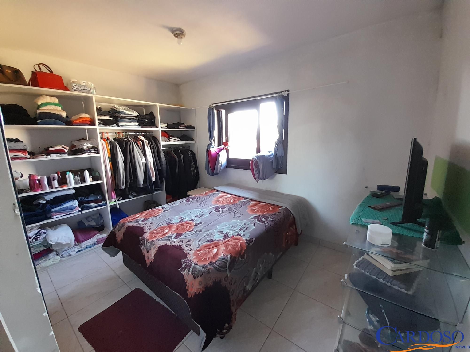 Casa à venda com 4 quartos, 200m² - Foto 29