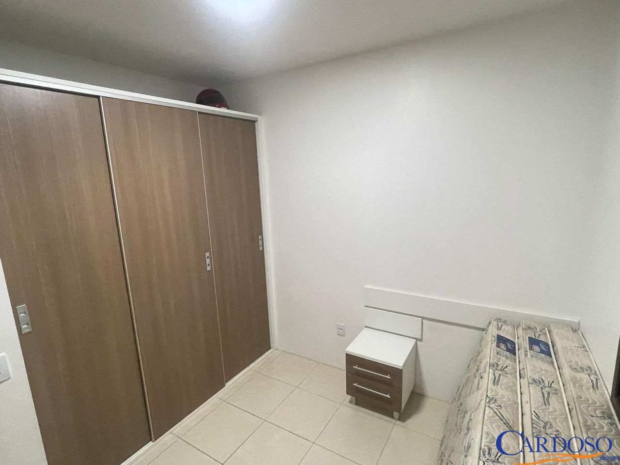 Casa à venda com 4 quartos, 240m² - Foto 11