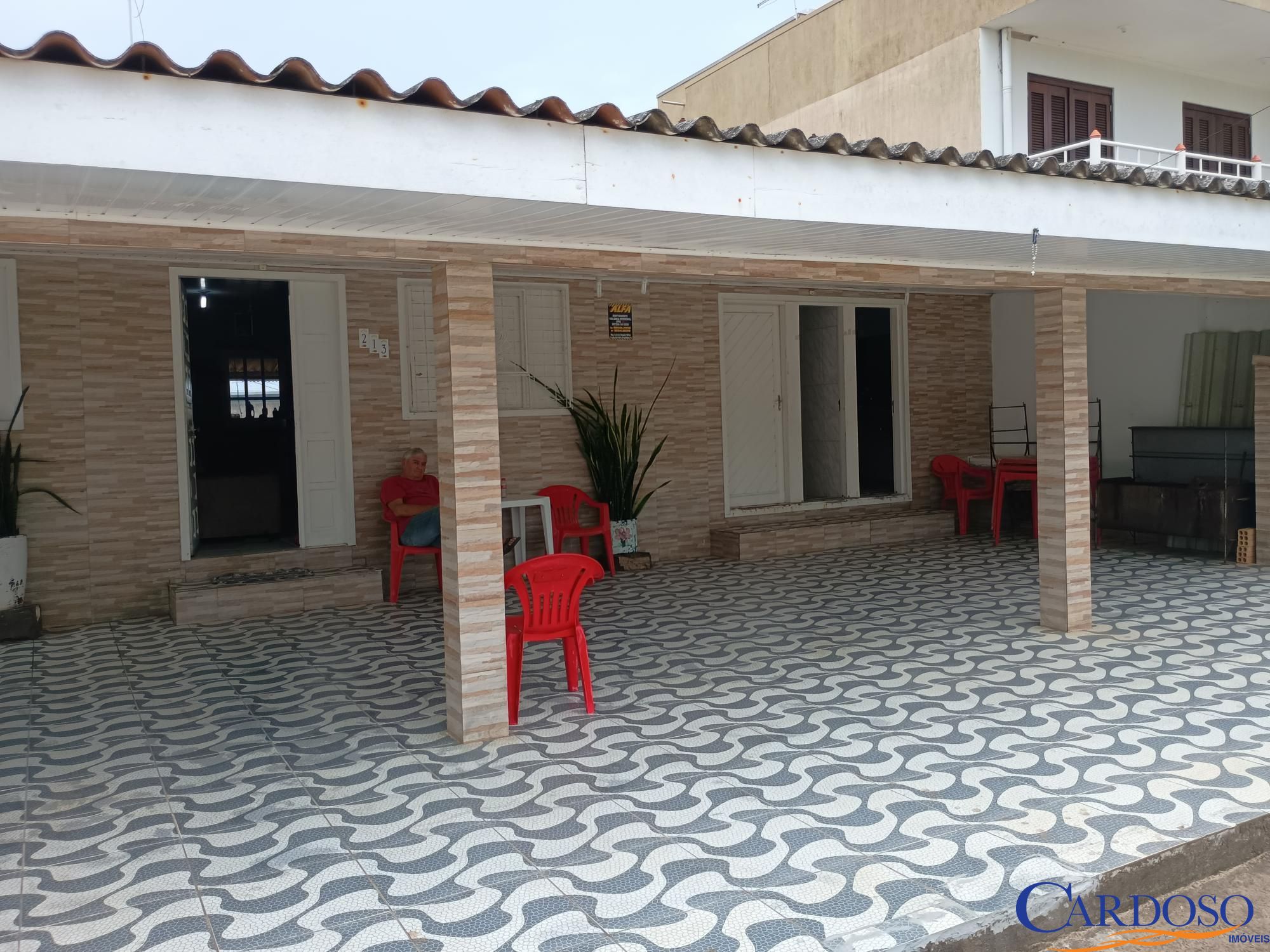 Casa à venda com 2 quartos, 91m² - Foto 3