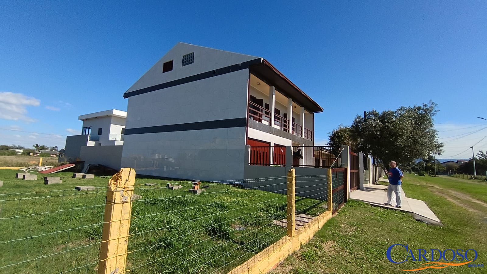 Sobrado, 3 quartos, 380 m² - Foto 2