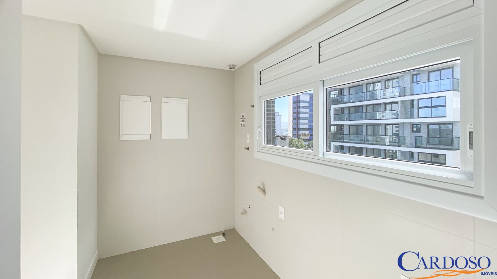 Apartamento à venda com 2 quartos, 100m² - Foto 56