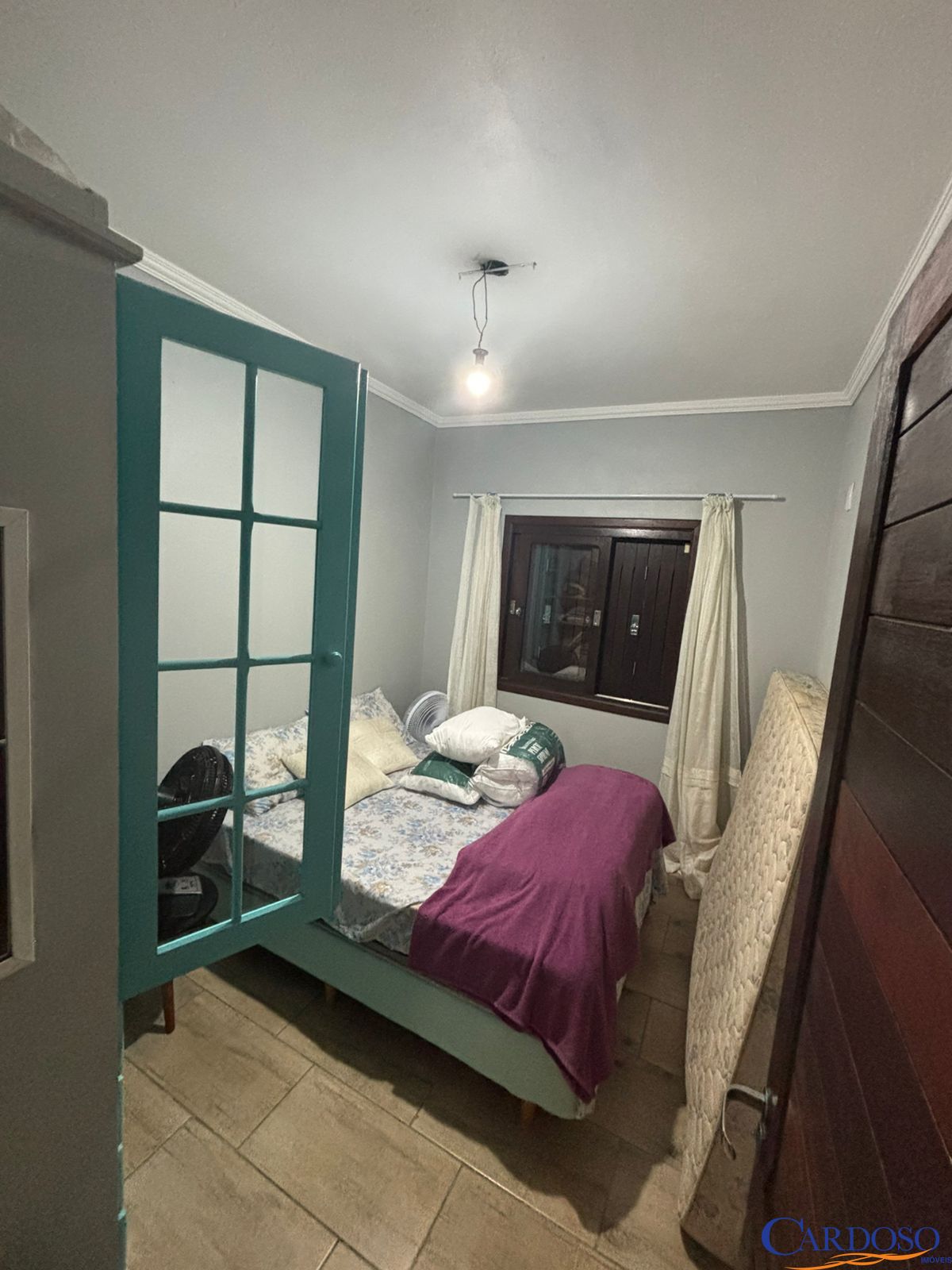 Casa com 4 Dormitórios à venda, 150 m² por R$ 625.000,00 Casa com 4 Dormitórios à venda, 150 m² por R$ 625.000,00