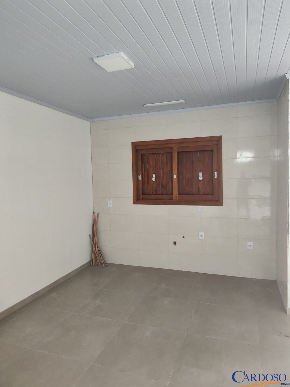 Casa à venda com 2 quartos, 72m² - Foto 7