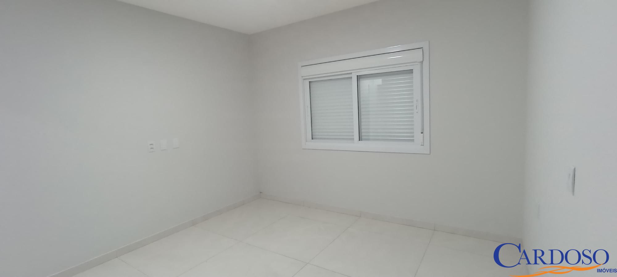 Casa à venda com 3 quartos, 106m² - Foto 14