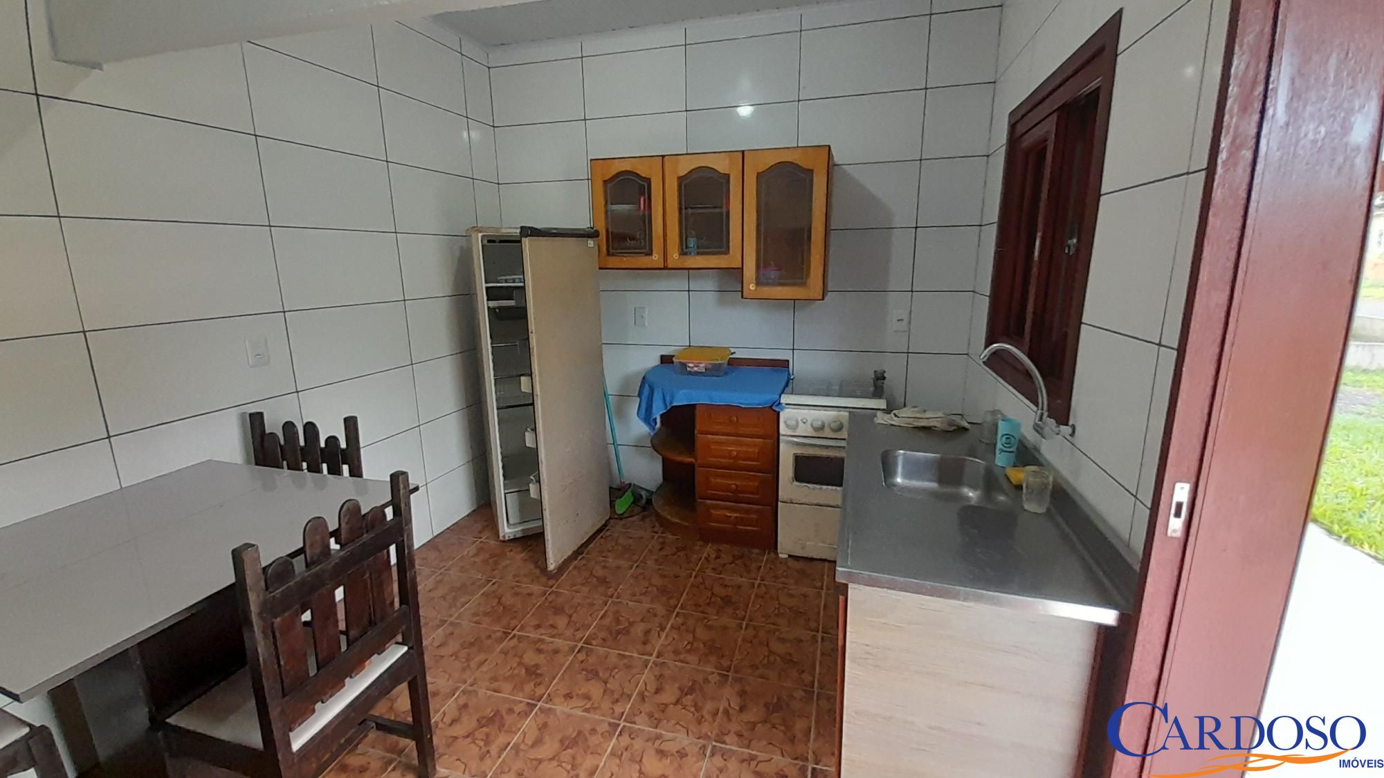 Casa à venda com 4 quartos, 90m² - Foto 13