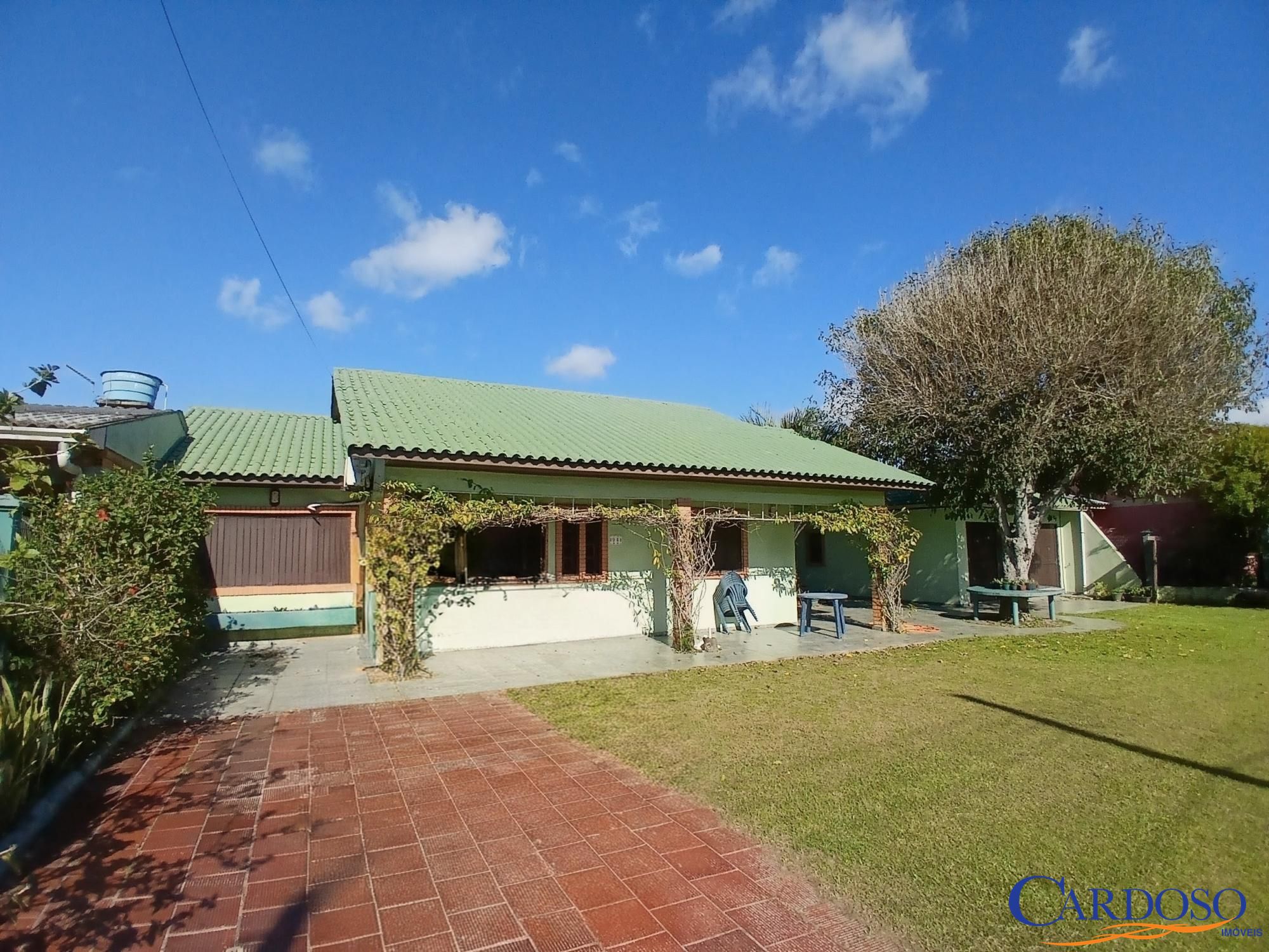 Casa, 4 quartos, 236 m² - Foto 1