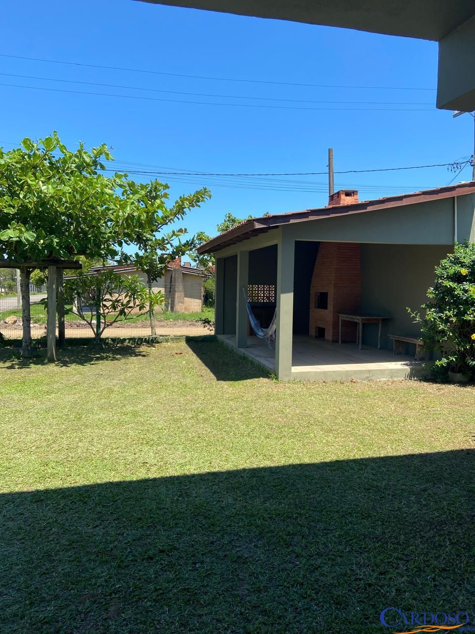 Casa com 4 Dormitórios à venda, 318 m² por R$ 680.000,00 Casa com 4 Dormitórios à venda, 318 m² por R$ 680.000,00