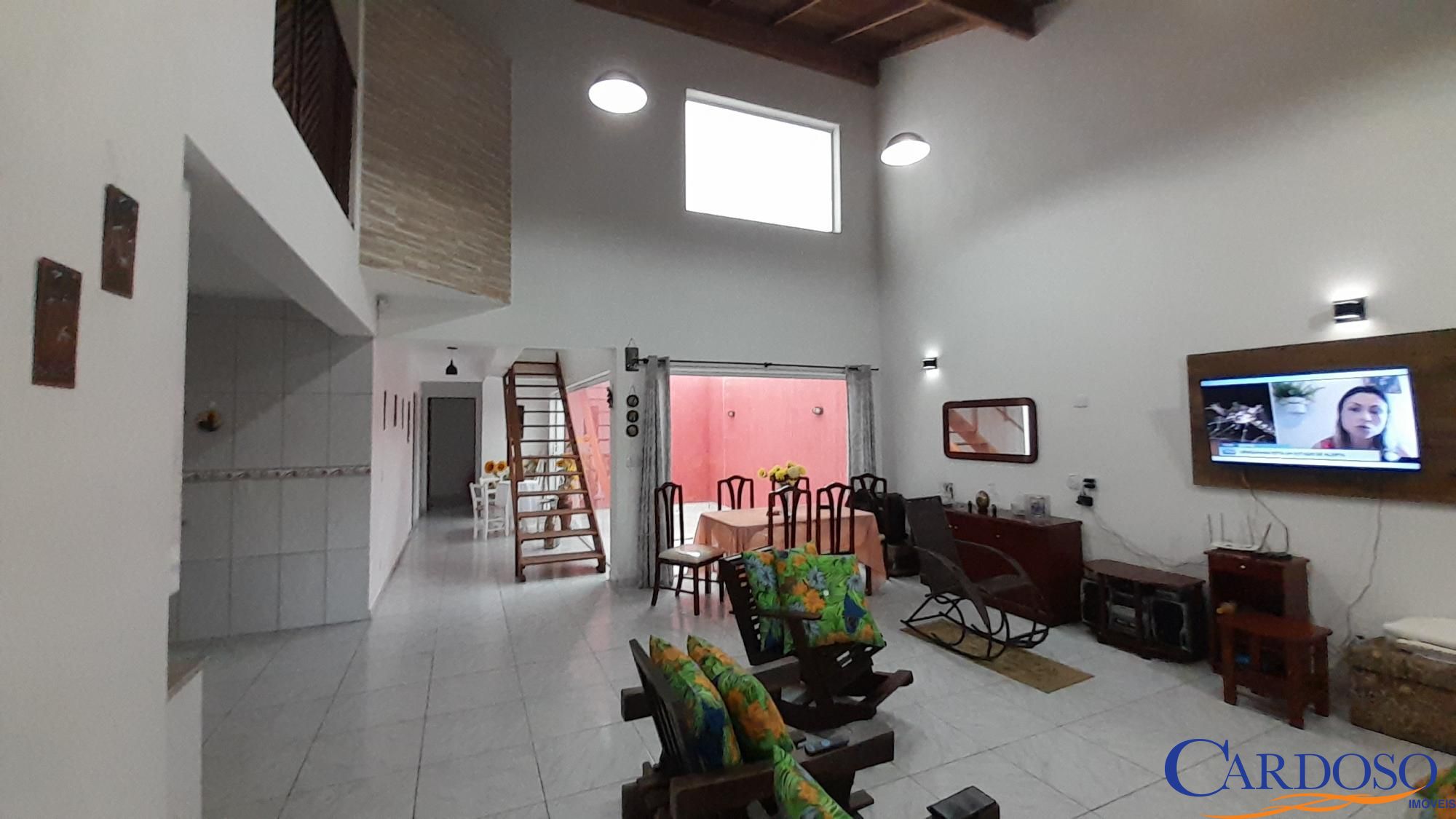 Casa à venda com 4 quartos, 210m² - Foto 5