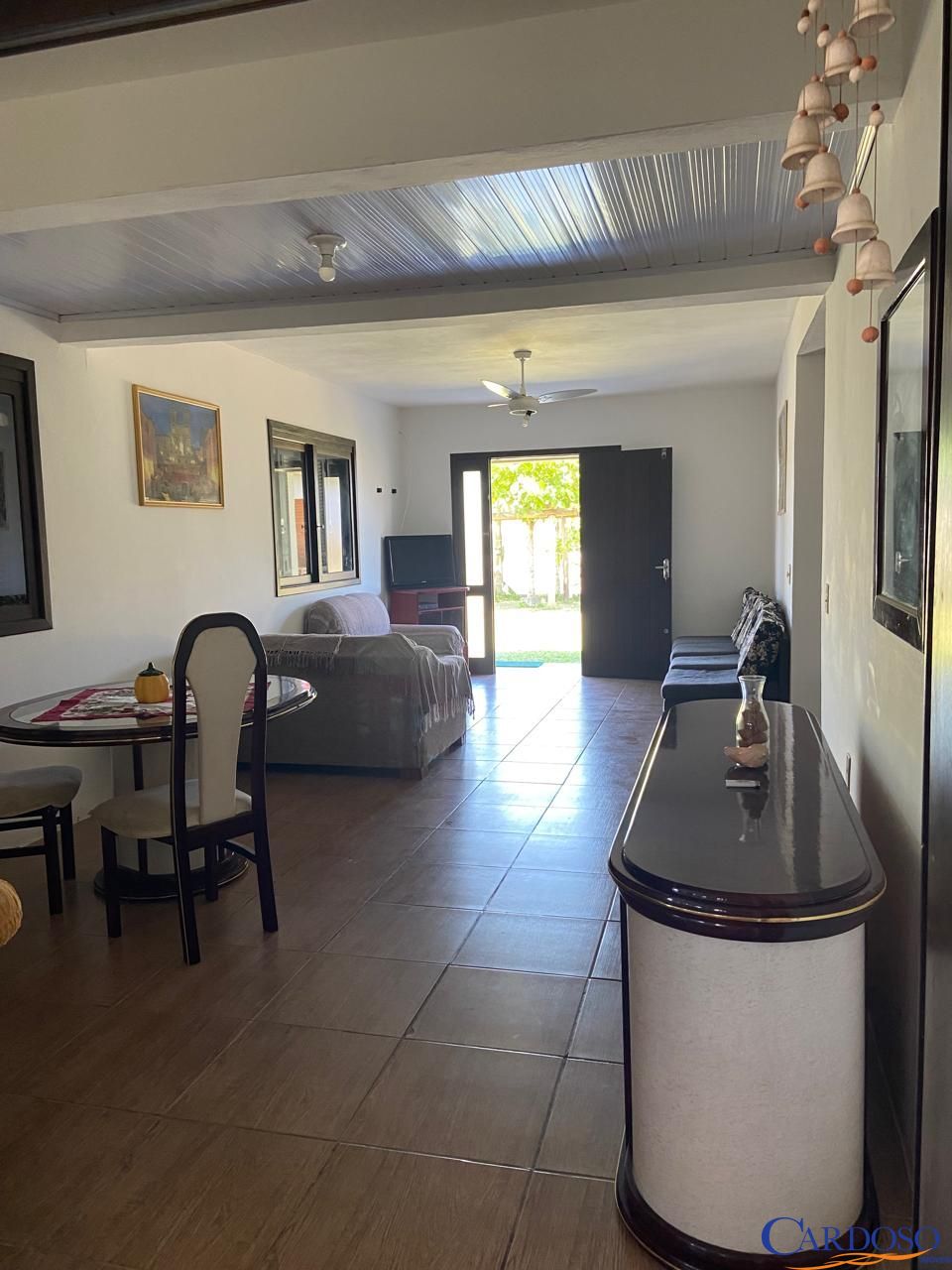 Casa com 4 Dormitórios à venda, 318 m² por R$ 680.000,00 Casa com 4 Dormitórios à venda, 318 m² por R$ 680.000,00