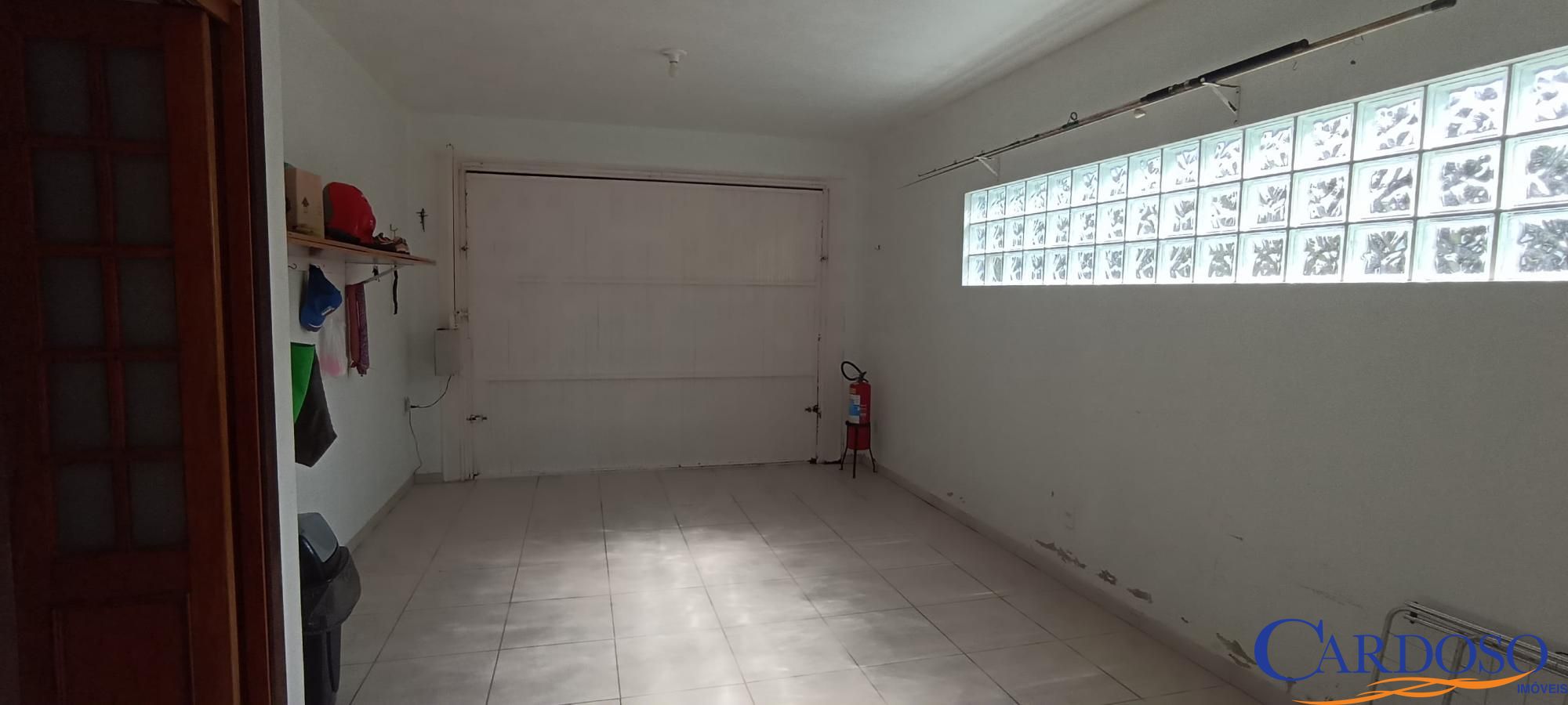 Casa à venda com 4 quartos, 173m² - Foto 14