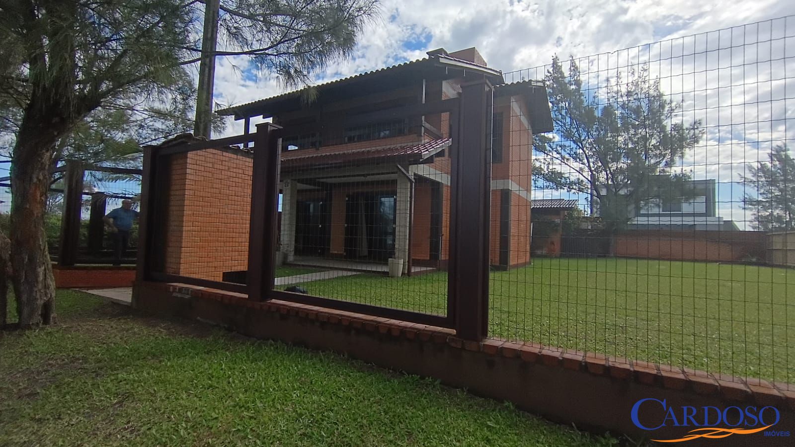 Casa, 2 quartos, 180 m² - Foto 1