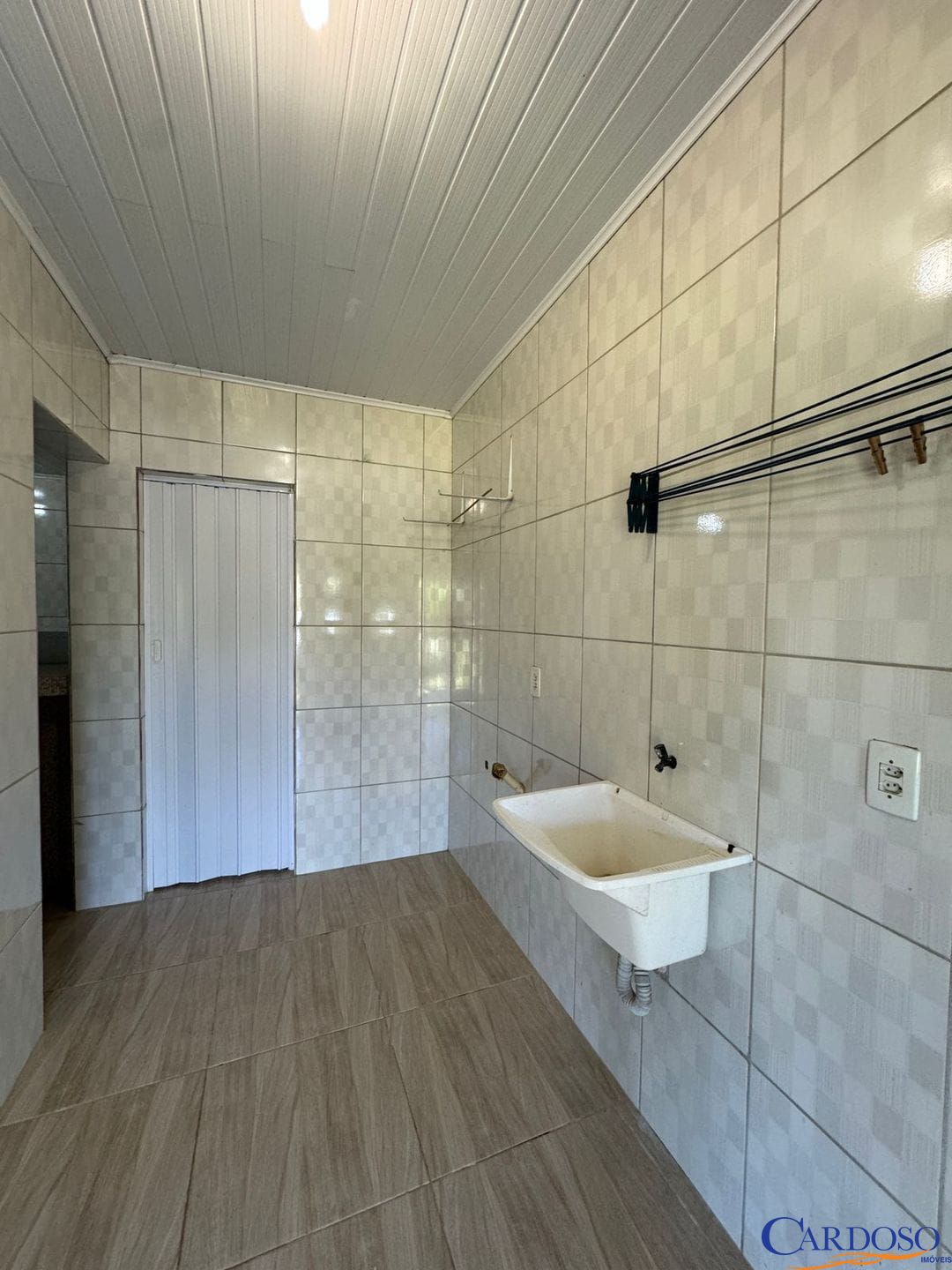 Casa à venda com 2 quartos, 100m² - Foto 13